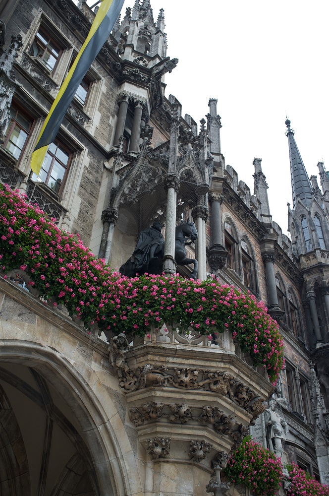 Neues Rathaus, München Detail van Neues Rathaus te München